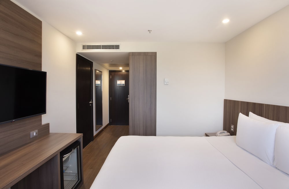 SUPERIOR, EXECUTIVE, DOUBLE BED
