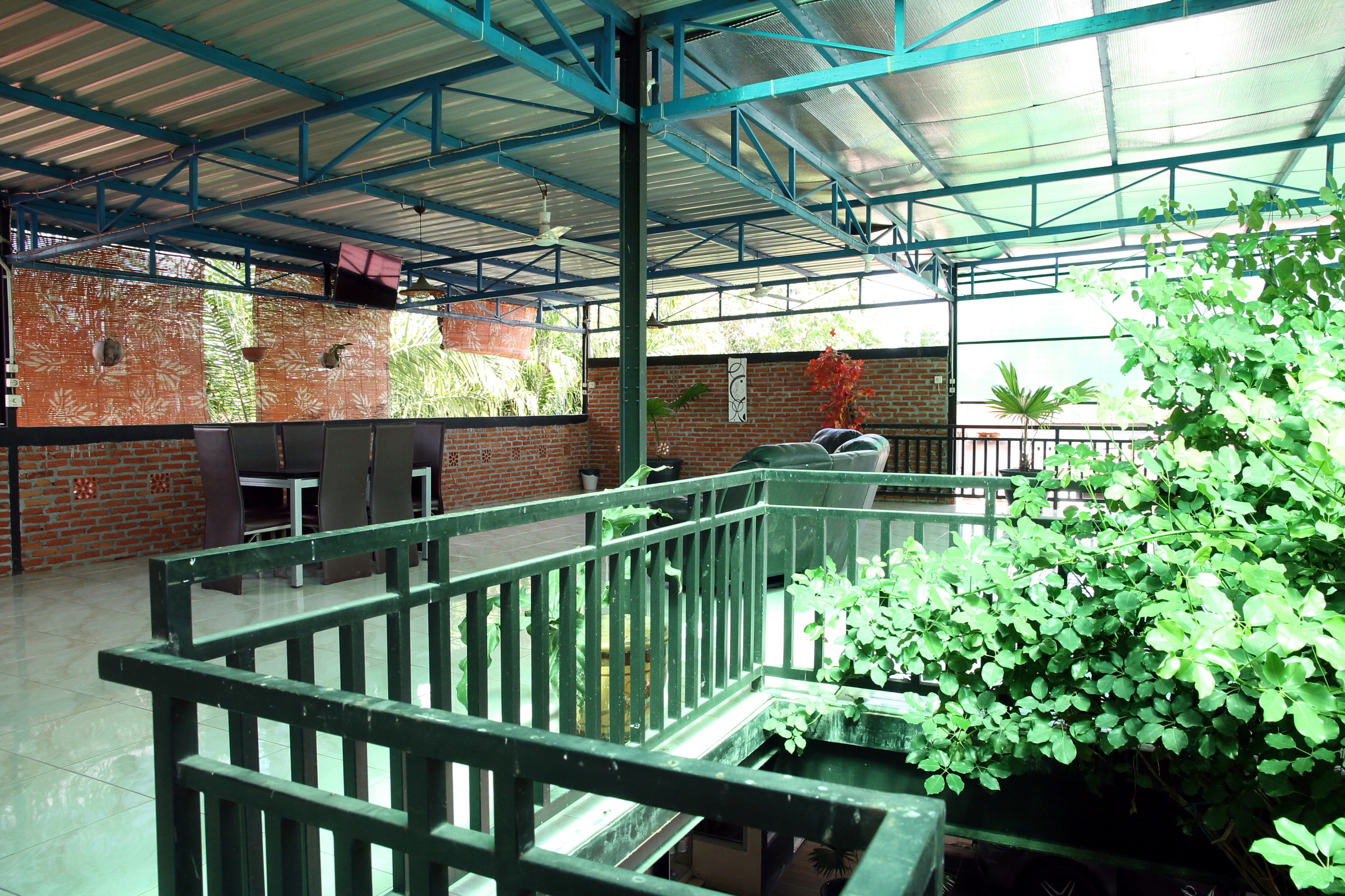 OYO 933 Wisma Malawen 4/33