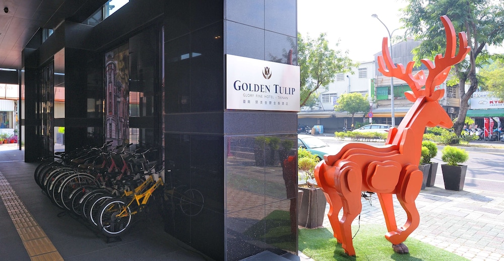 Golden Tulip Glory Fine Hotel 56/60