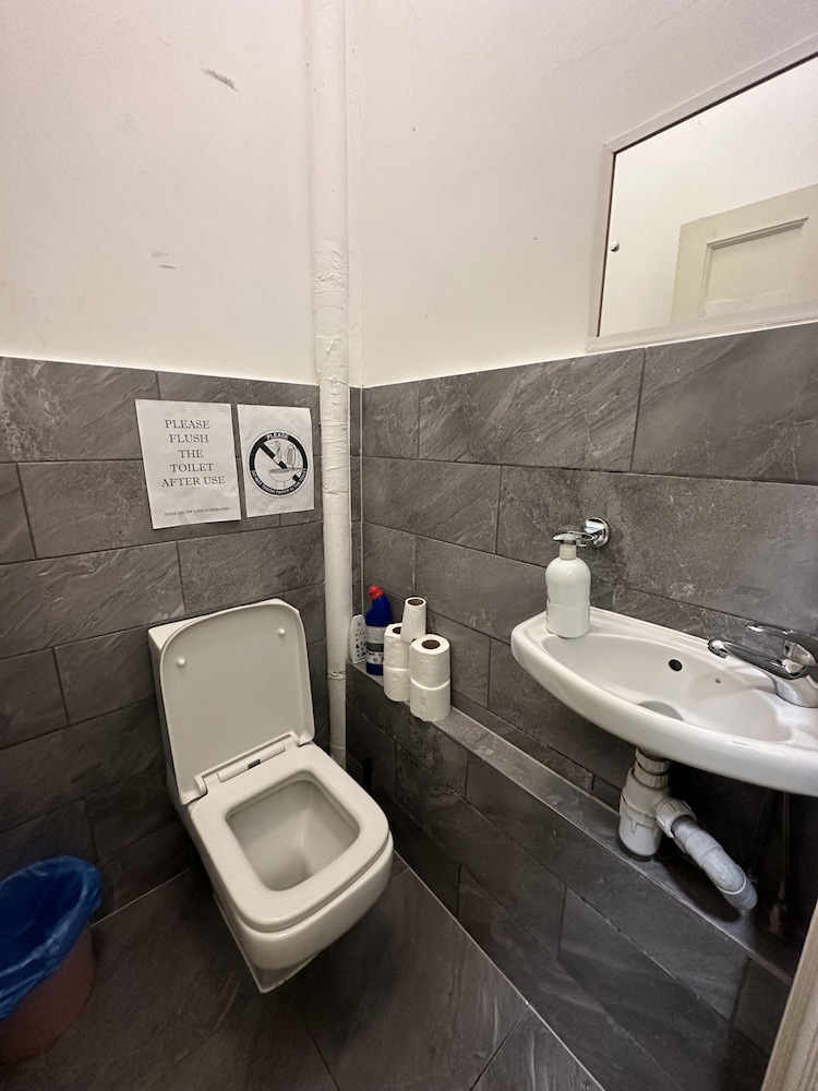 Thanet Hotel Annex 46/46