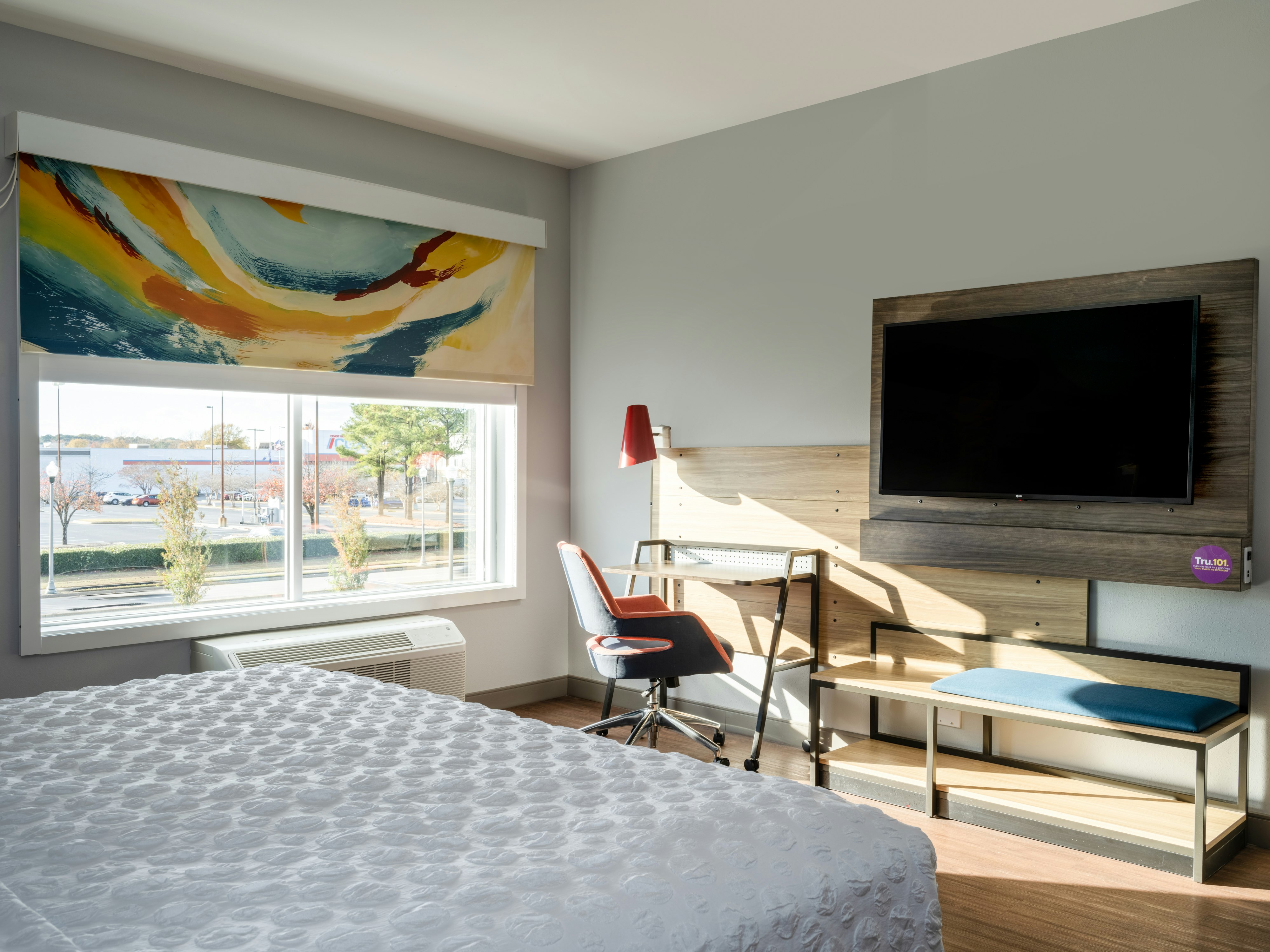 ROOM, KING BED, ACCESSIBLE
