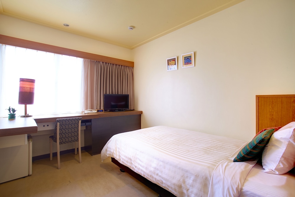 Hotel Sun Palace Kyuyokan 12/72