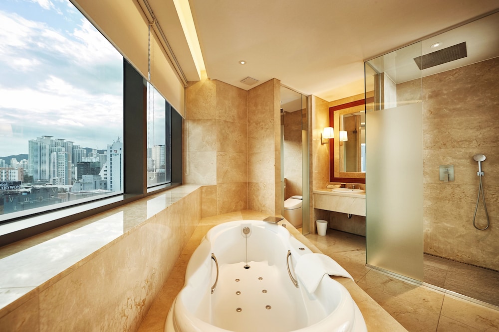 Arban Hotel 10/67