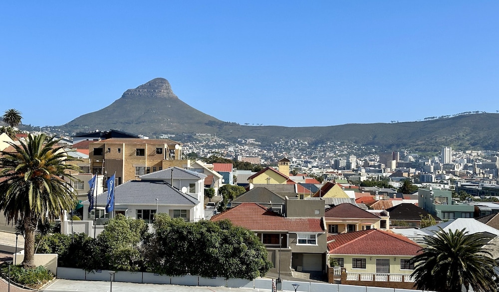 Garden Court Nelson Mandela Boulevard 45/51
