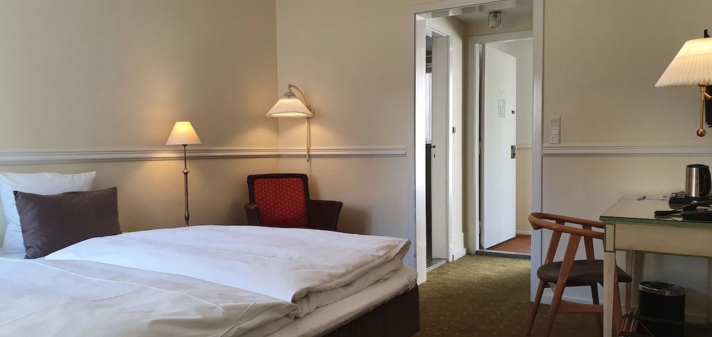 Hotel Knudsens Gaard 7/54