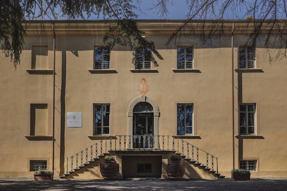 Borgo di Colleoli Resort in PALAIA