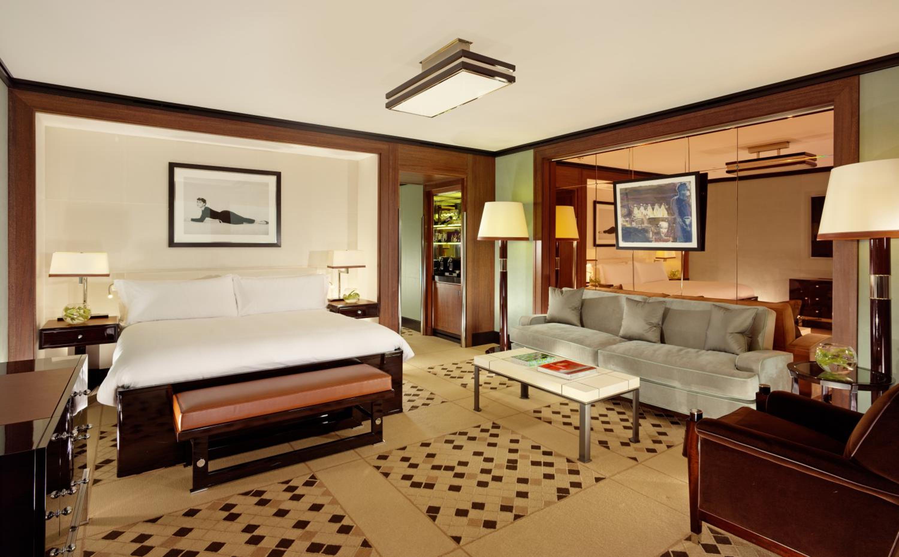 Hyde Park, Studio, King Bed, Balcony