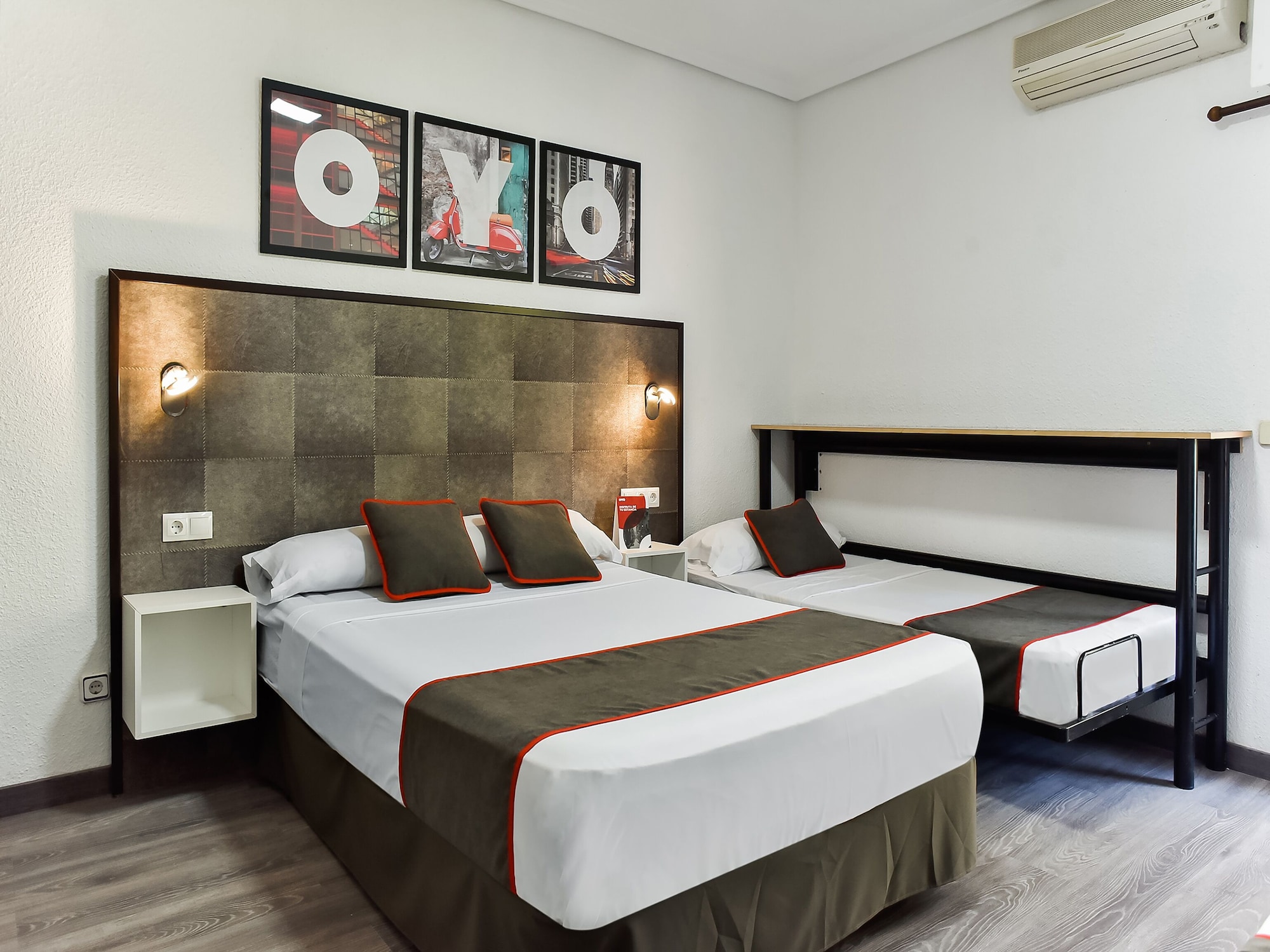 ROOM, TRIPLE