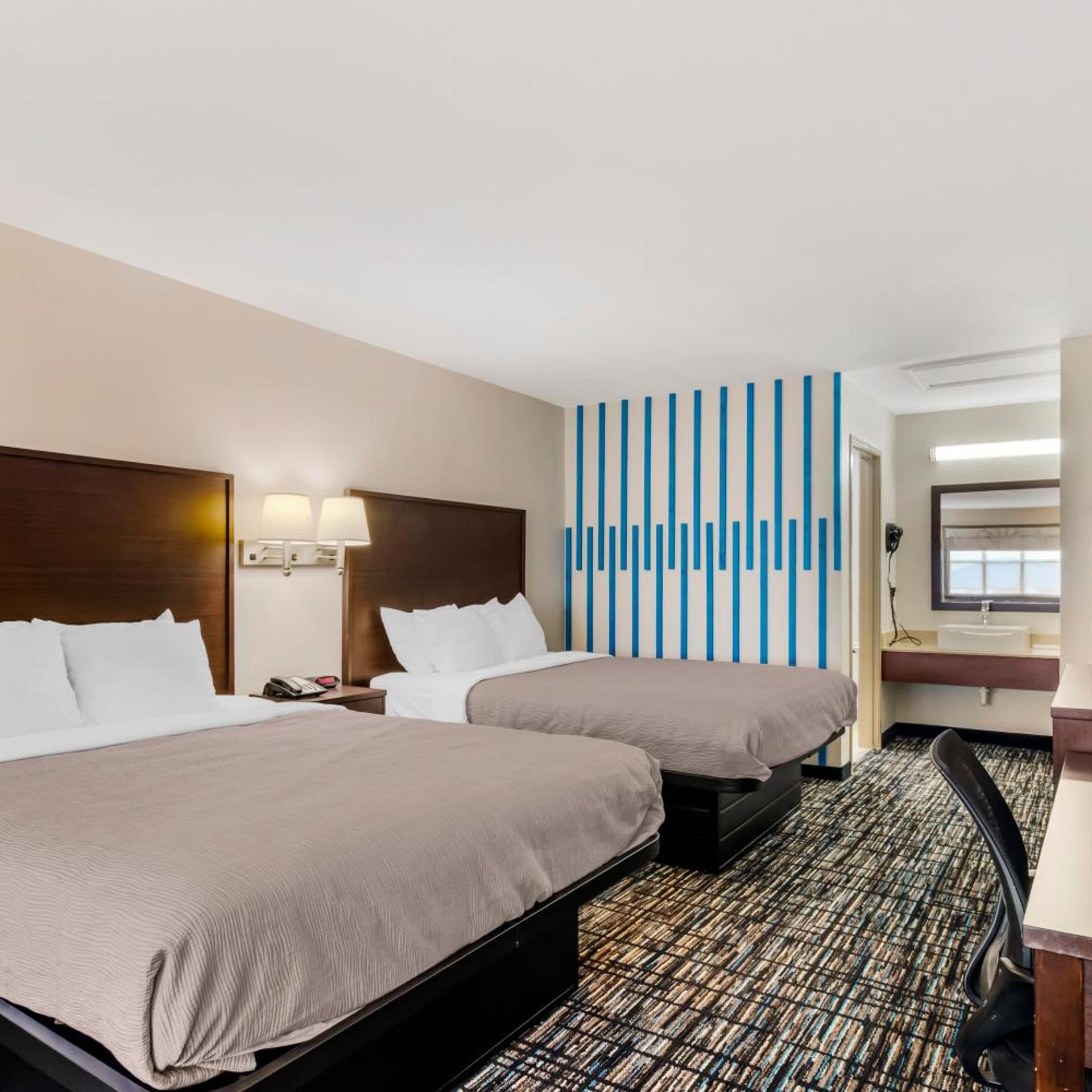 SUITE, 2 QUEEN BEDS