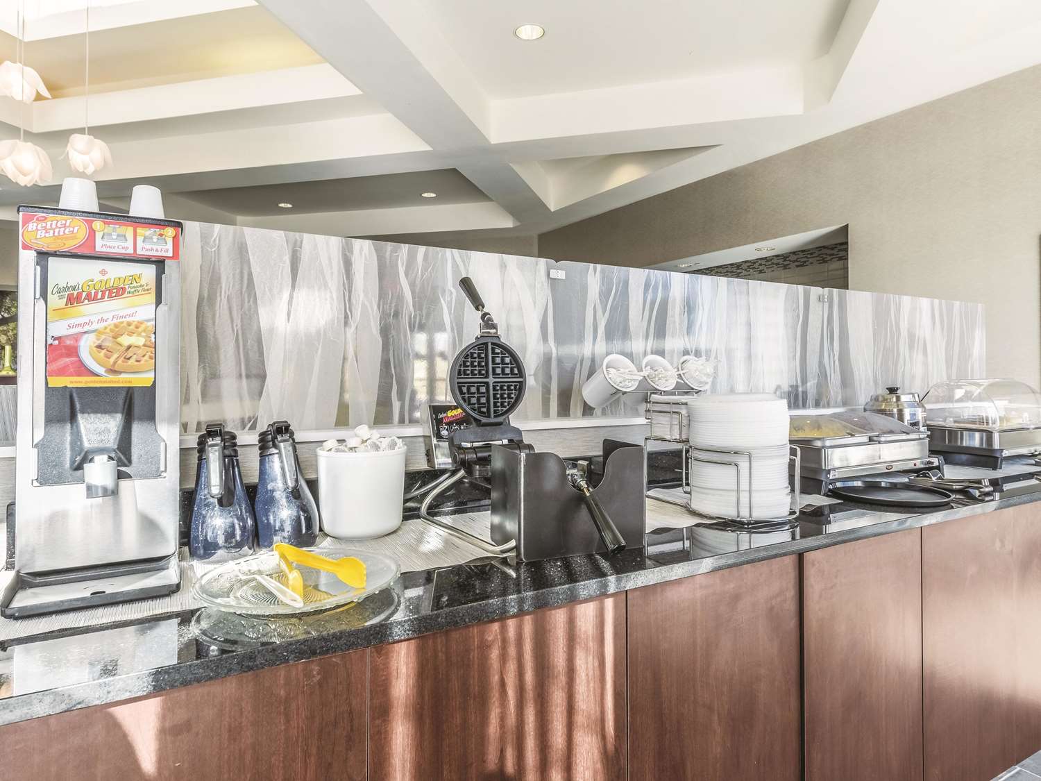La Quinta Inn & Suites by Wyndham Alexandria Airport 37/48