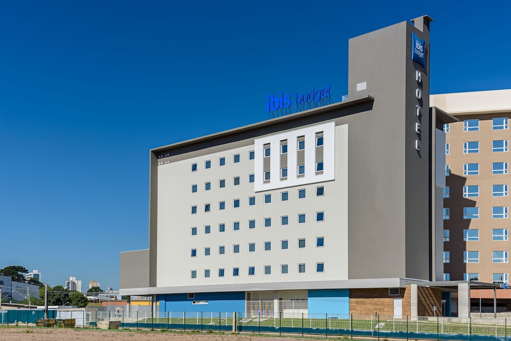 Ibis Budget Curitiba Aeroporto 2/65