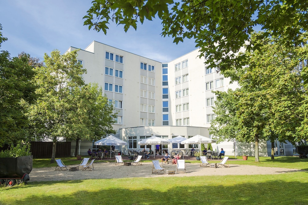 Hotel Bochum Wattenscheid, Affiliated by Melia 43/49
