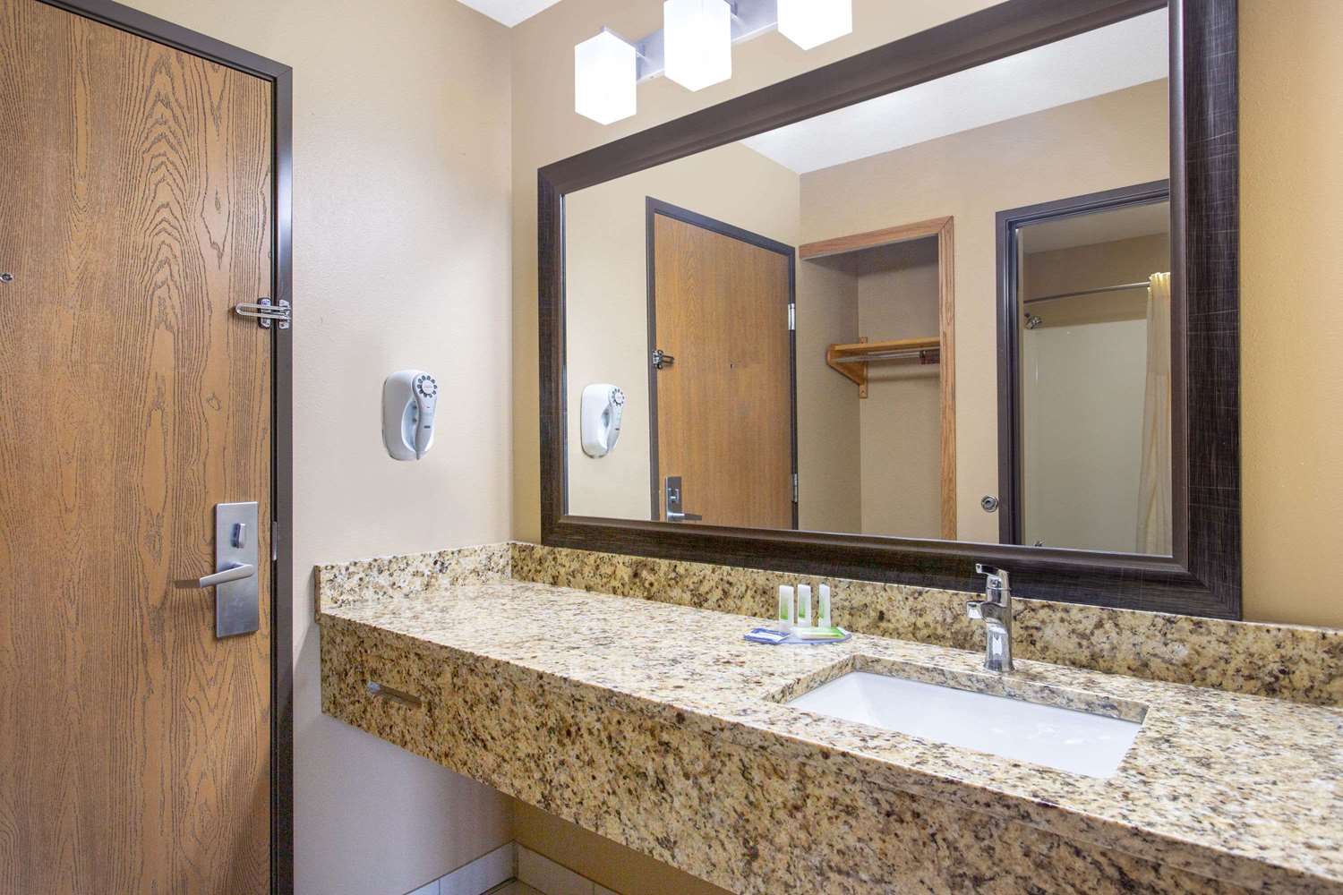 Americinn By Wyndham Boscobel 37/40