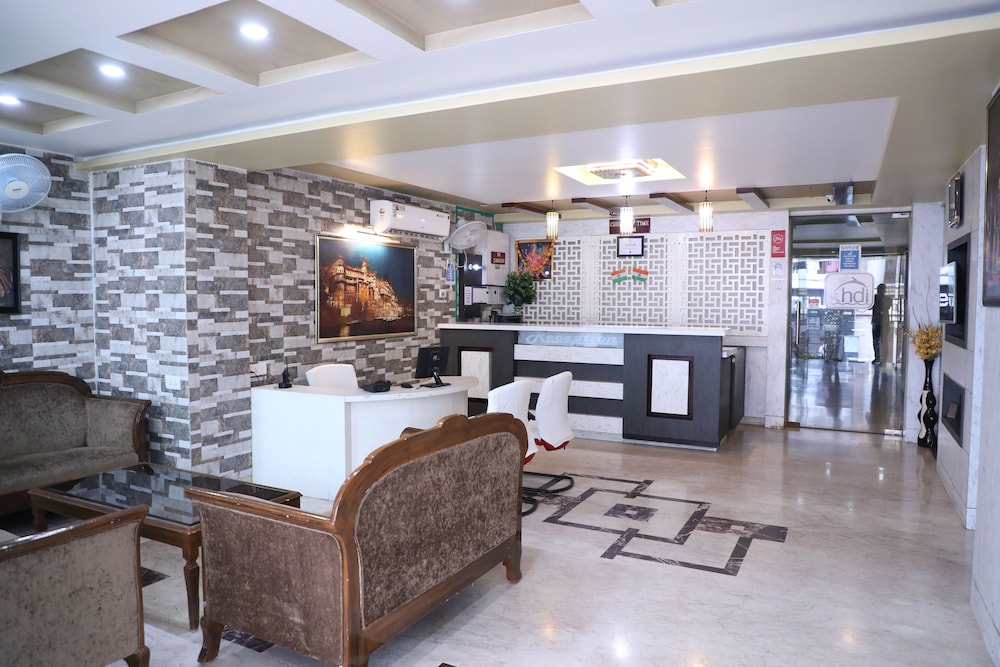 Hotel Dolphin International 54/72