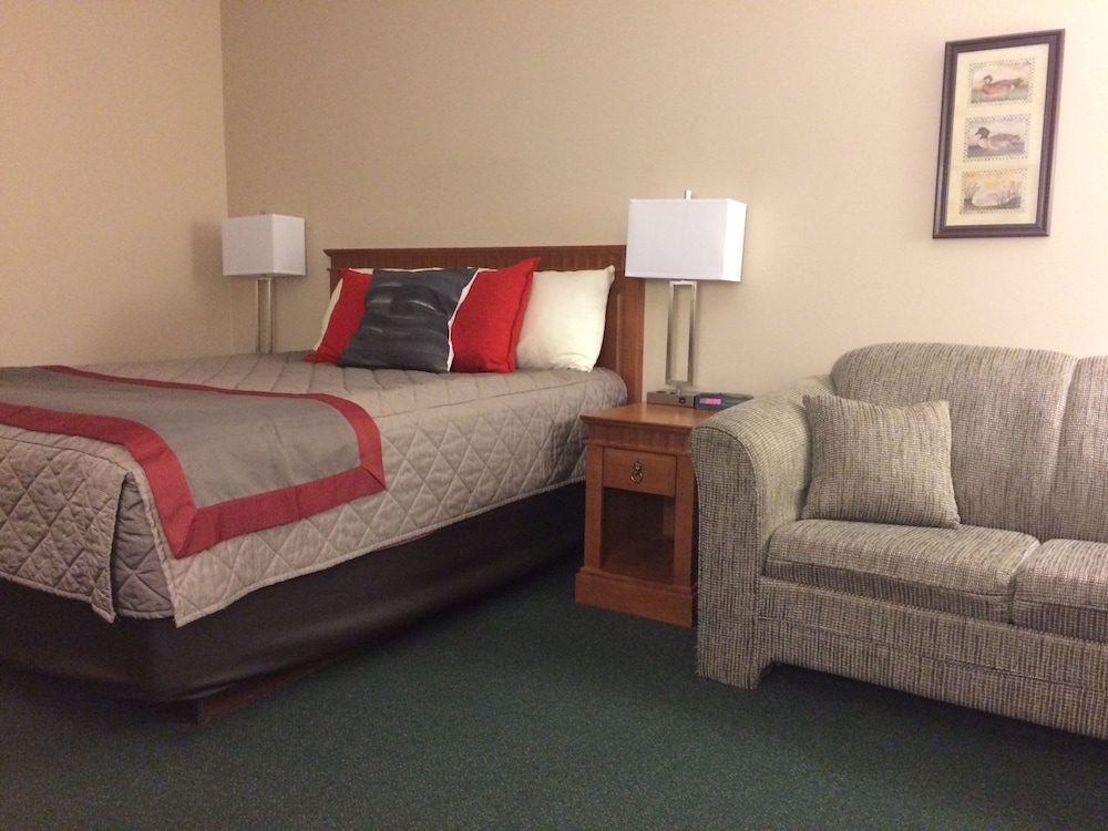 Coastal Inn Sackville 26/55