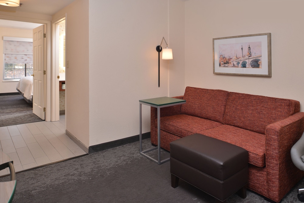 Holiday Inn Hotel And Suites Raleigh Cary I 40 Walnut St 29/68