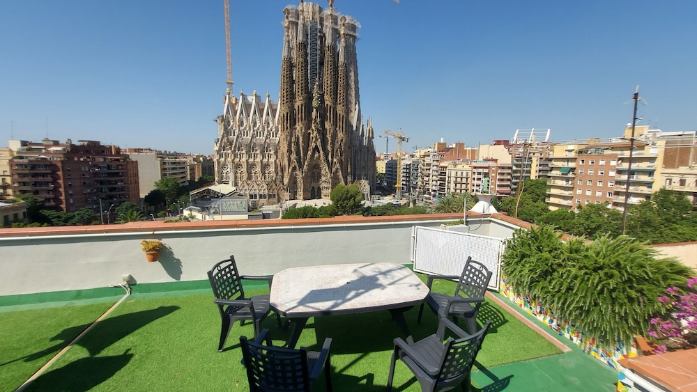 Gaudis Nest Apartments 39/50