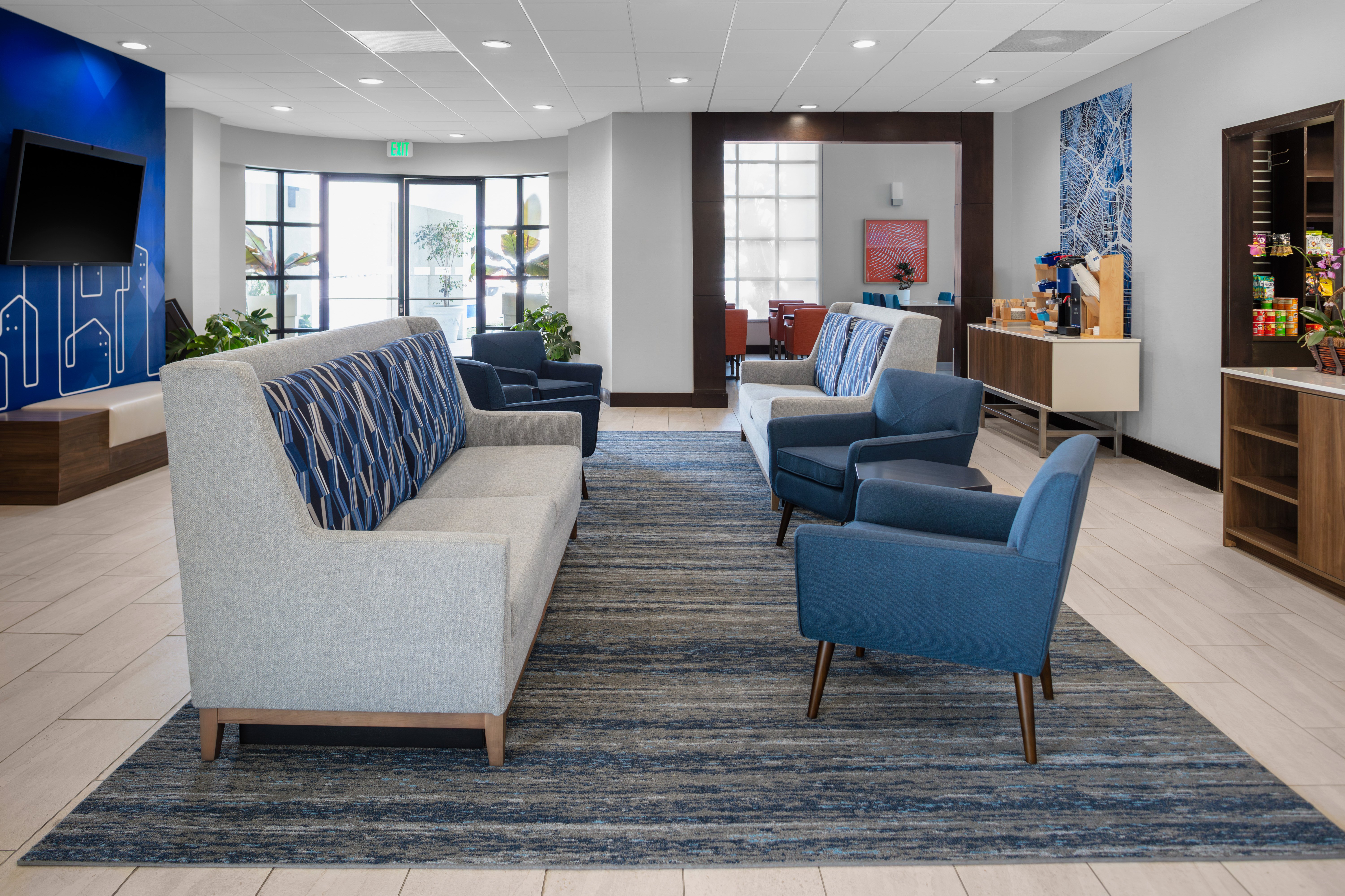 Holiday Inn Express Hotel And Suites Hermosa Beach 44/76