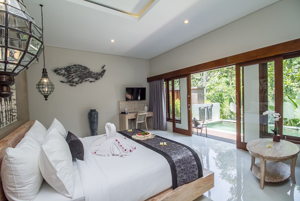 1 Bedroom, Villa, King Bed, Pool Access