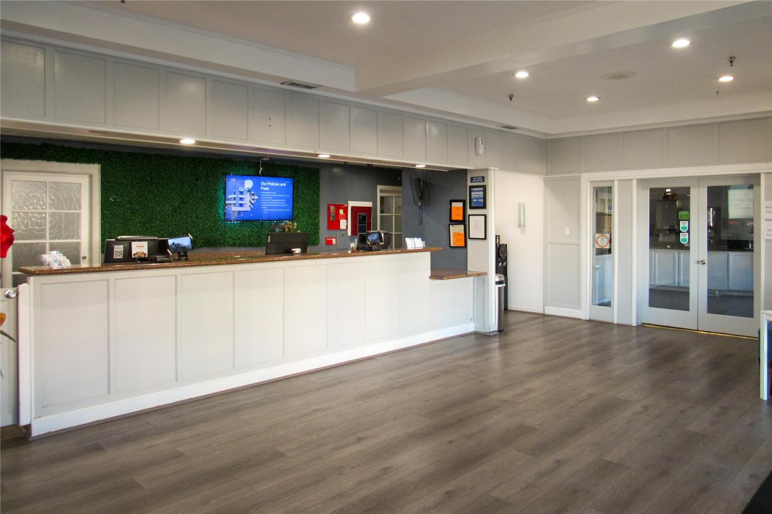 Capri Suites Anaheim, CA 5/21