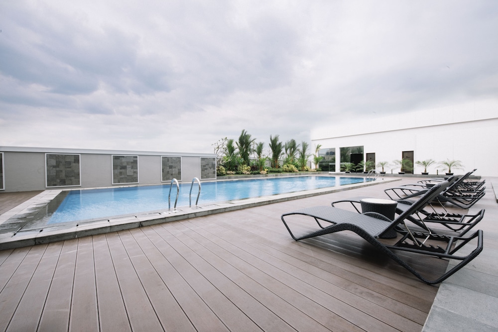 GRAMM HOTEL by Ambarrukmo 55/64