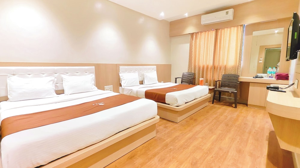Hotel Yog Palace 21/50