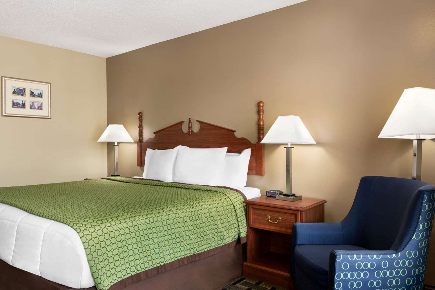 Baymont by Wyndham Warner Robins 29/63