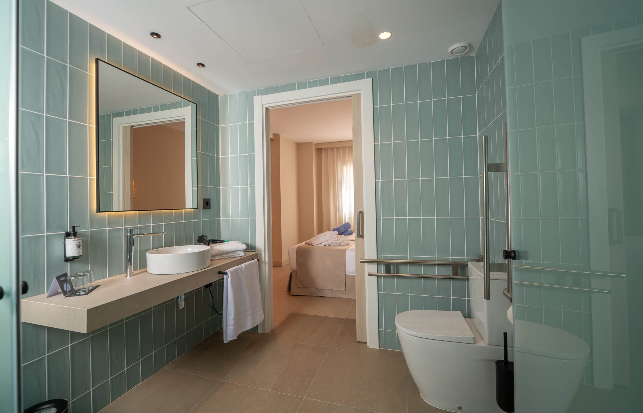 جناح بريميوم جونيور بسرير مزدوج، AQUA Hotel The Breeze - All Inclusive - Adults Only 7/7