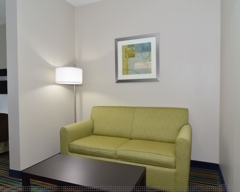 Quality Inn & Suites Kenedy - Karnes City 23/32
