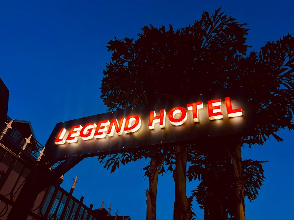 Legend Hotel 6/59