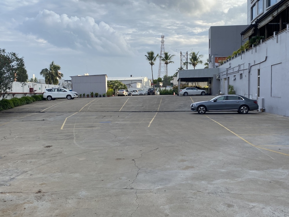 Radisson Salem 33/70