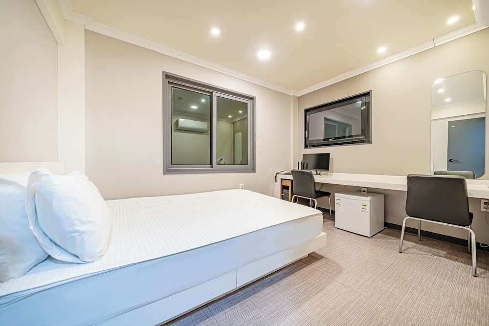 Top Motel 17/50