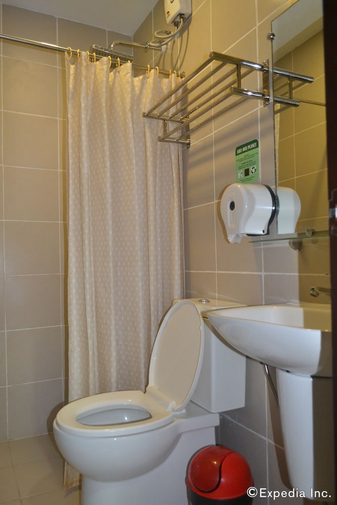 Columbus Plaza Hotel 54/55