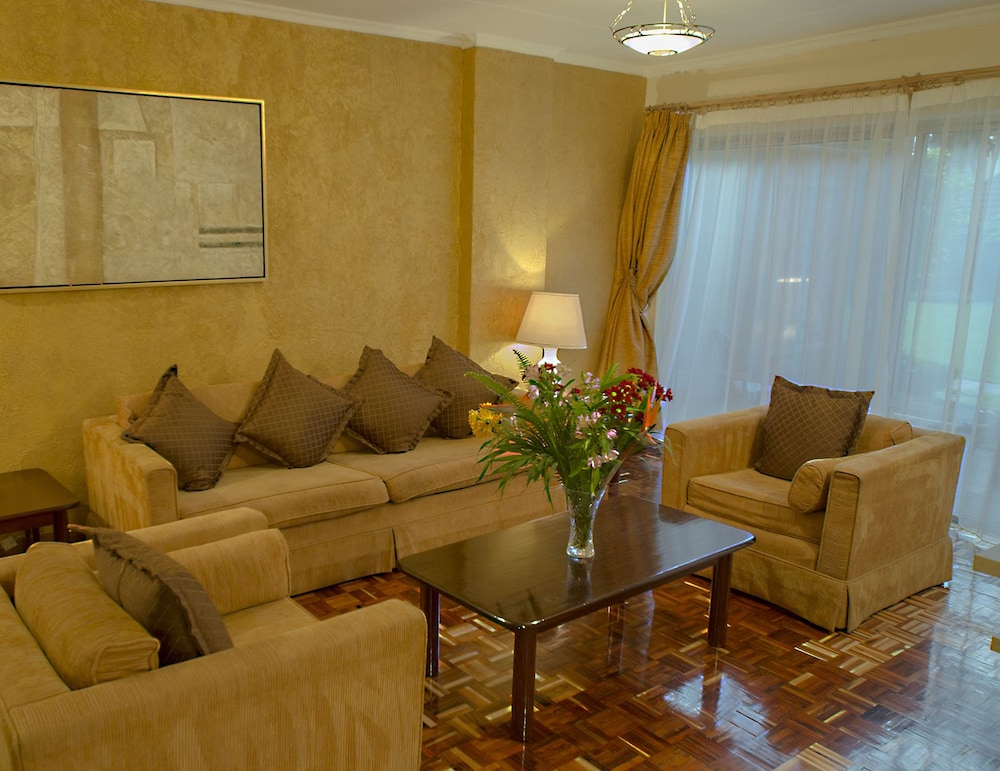 Mimosa Court Apartments 28/50