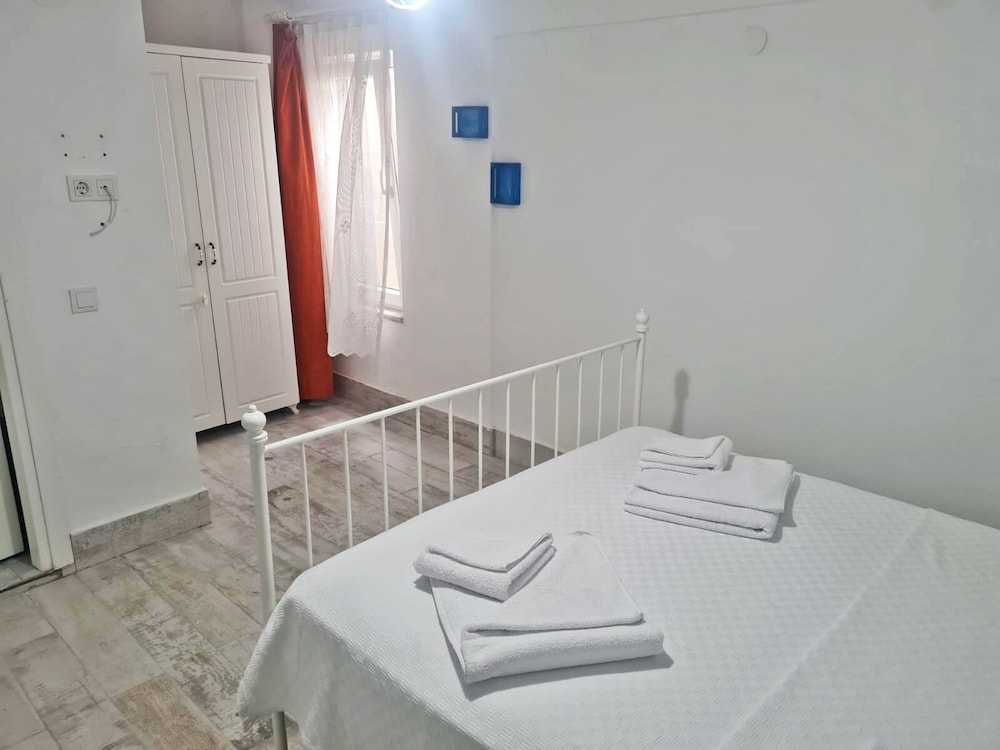 Capari Bozcaada Otel 11/22