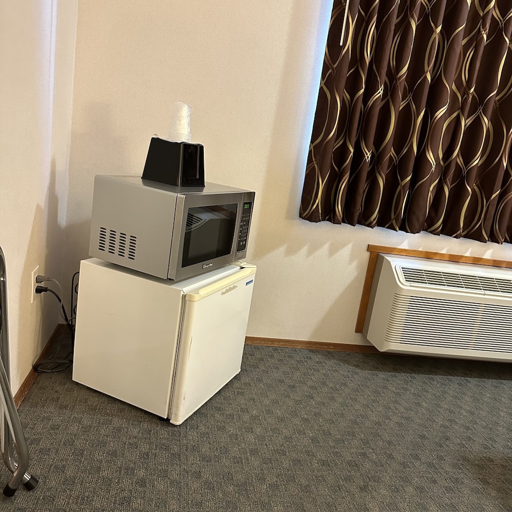 Timberland Inn & Suites 56/63