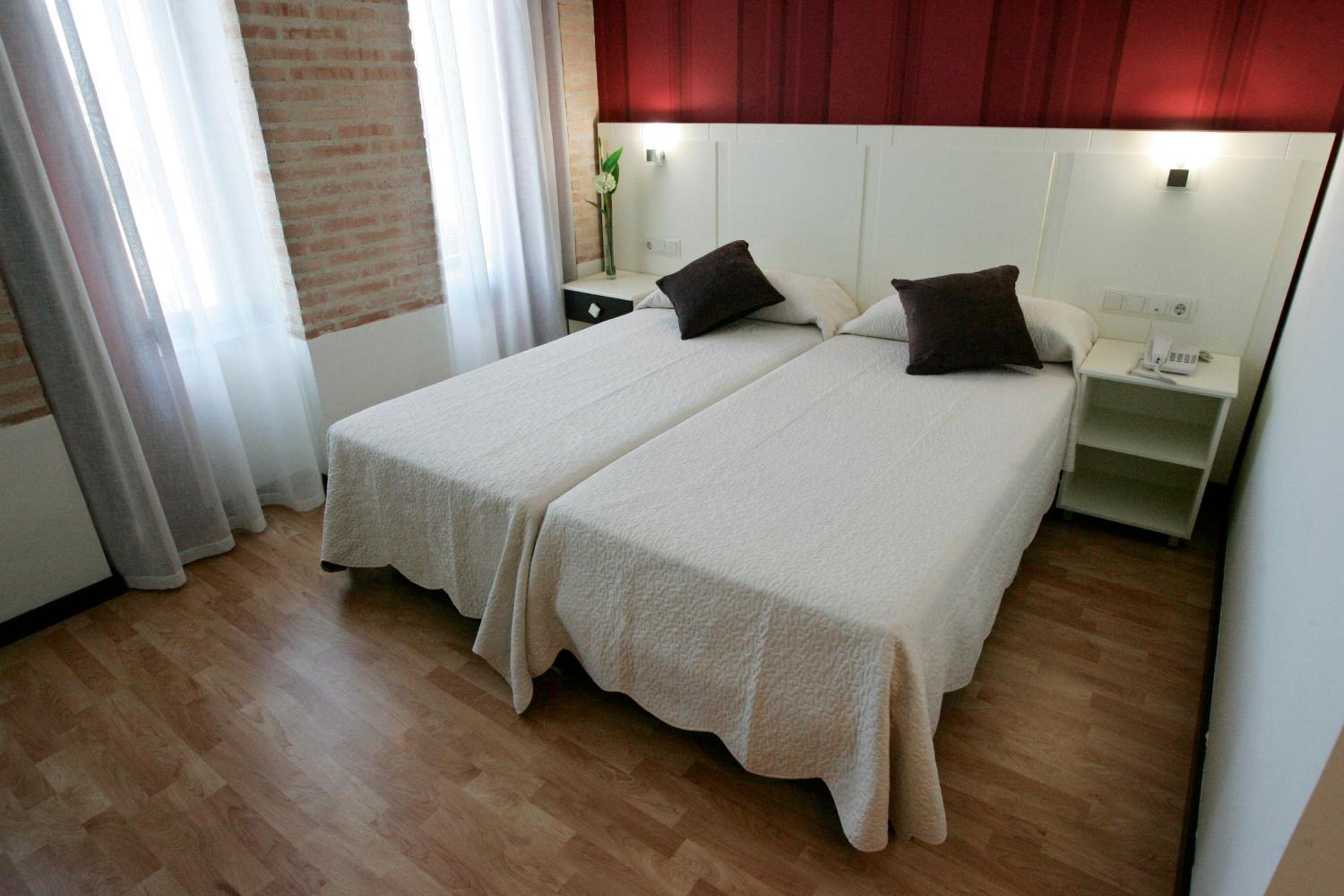 Room, Double Bed, with Extra Bed