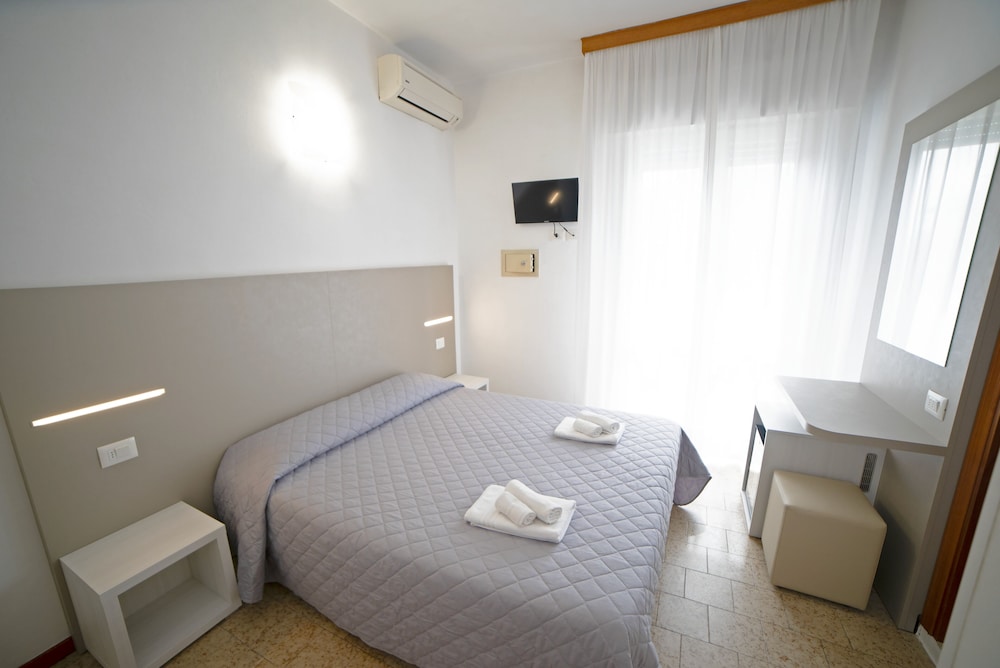 Hotel Ischia 27/65