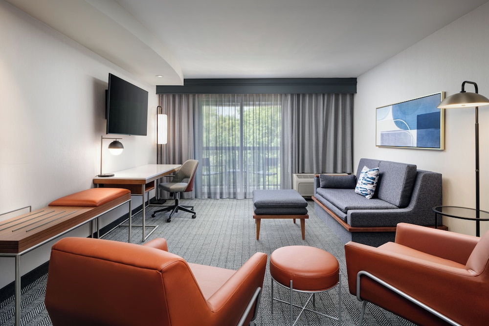 Courtyard by Marriott Kingston 26/50