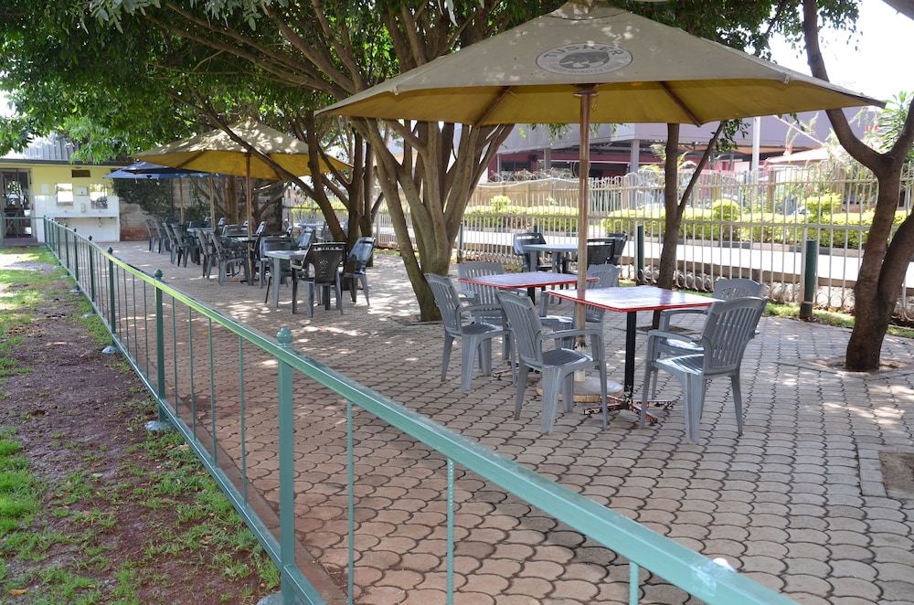 Tents Hotel 28/32