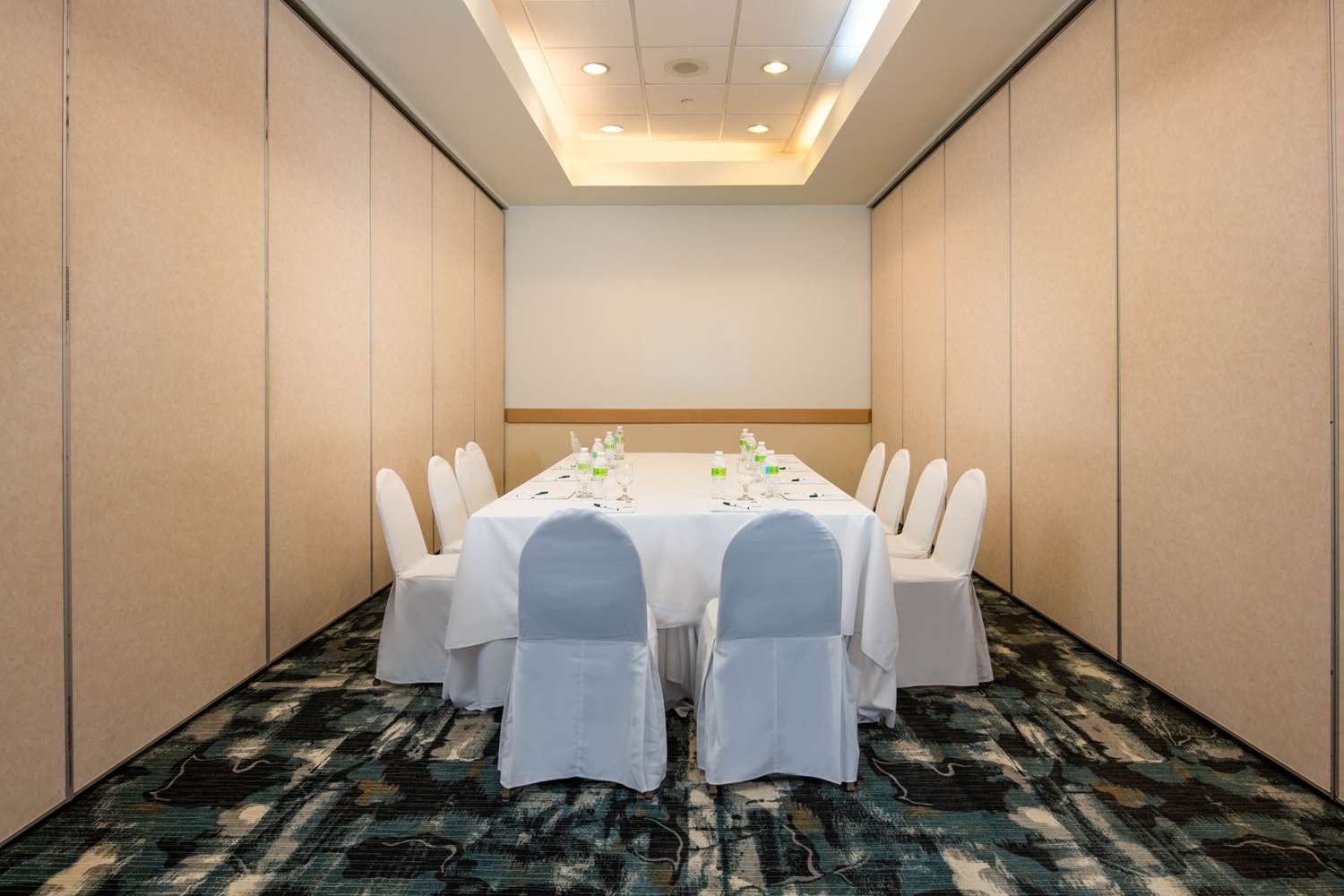 Four Points by Sheraton Santo Domingo 6/10