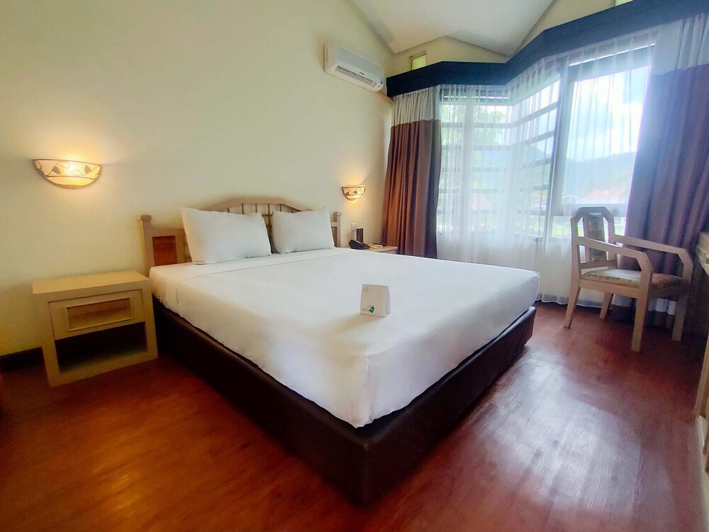 El Hotel Kartika Wijaya Batu 11/57