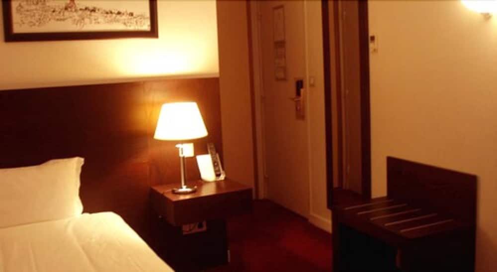 ibis Styles Bourg La Reine 21/50