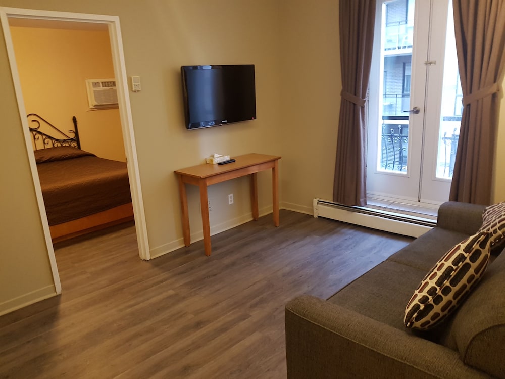 Hotel Le Roberval 30/46