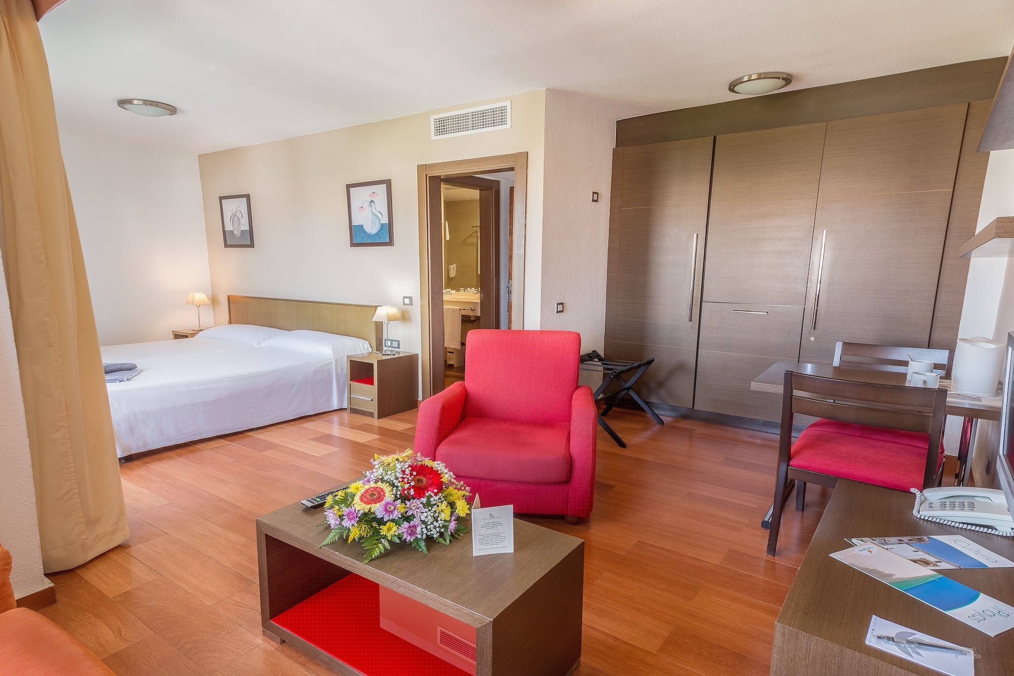 Room, Single Bed, Sofa