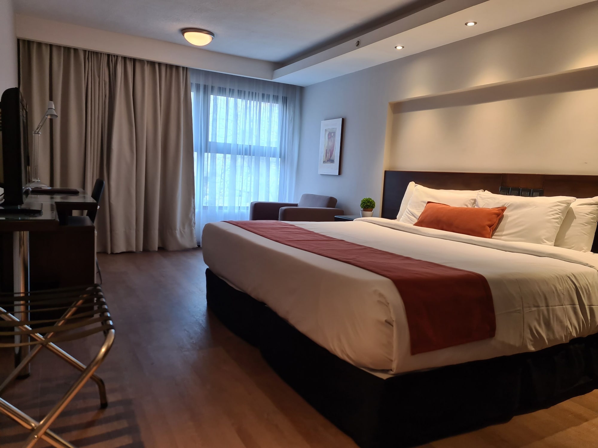 SUPERIOR, DOUBLE BED
