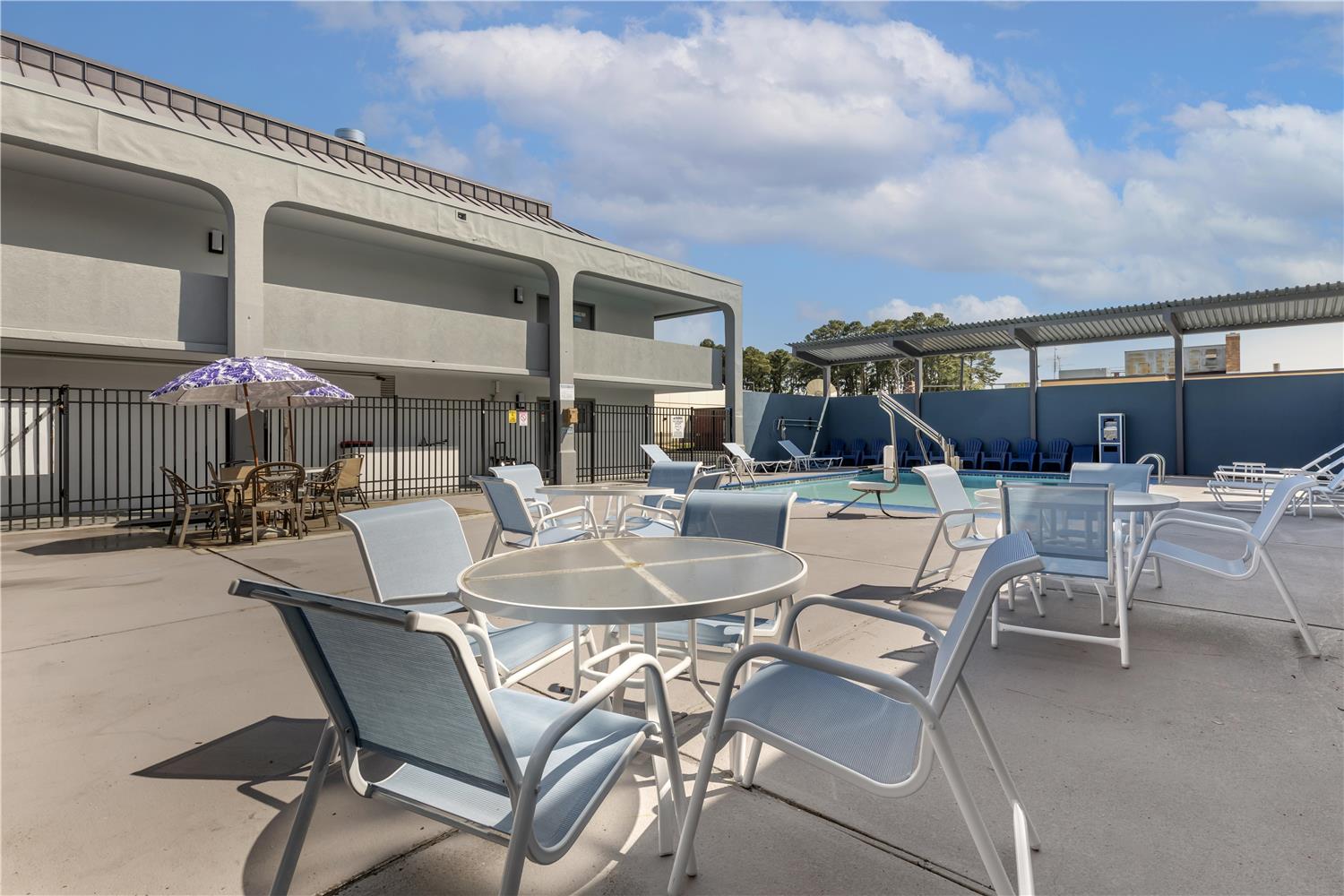 Best Western Salisbury Plaza 12/17