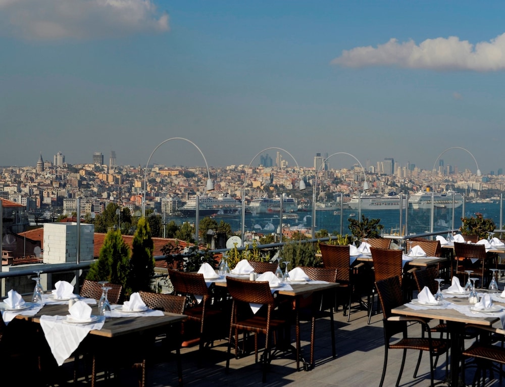 Adamar Hotel Special Category 50/66