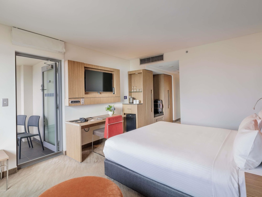 Novotel Sydney Olympic Park 20/48