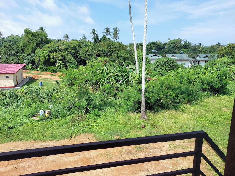 Ya Nui Resort 67/81